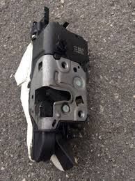 Замок двери левый пежо партнер берлинго+ проводка