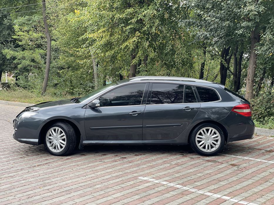 Renault Laguna 3 2.0 дизель Автомат