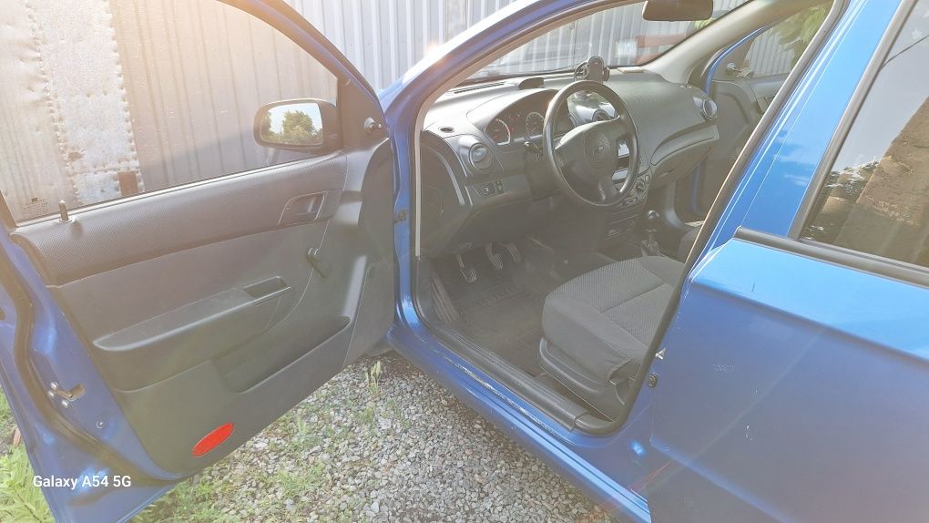Продам свое авто chevrolet aveo t250 2008