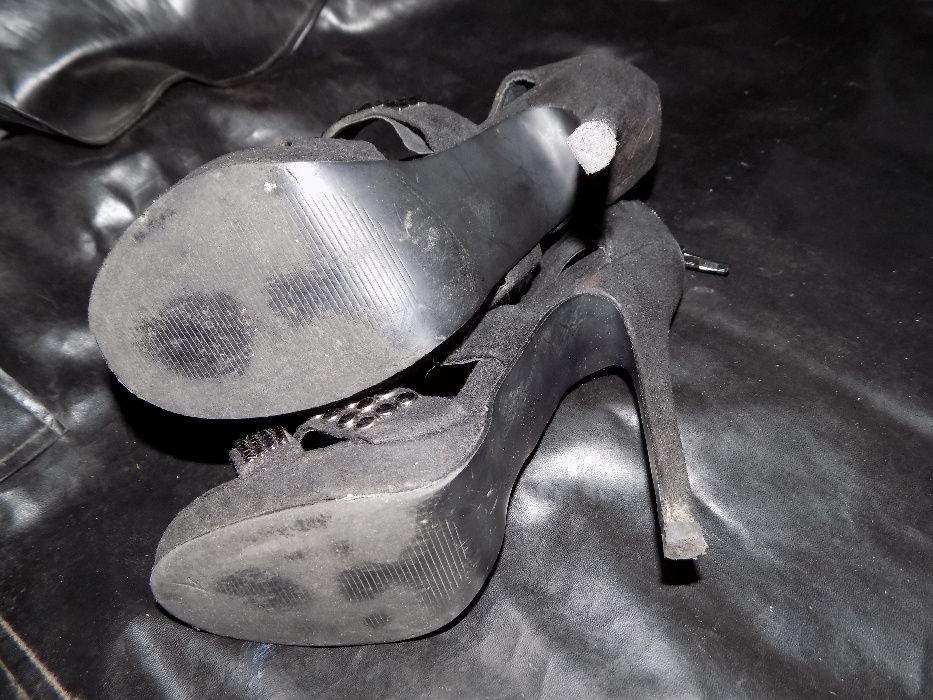 Szpilki z cyrkoniami Reserved - śliczne sandały, gladiatorki 37 - 38