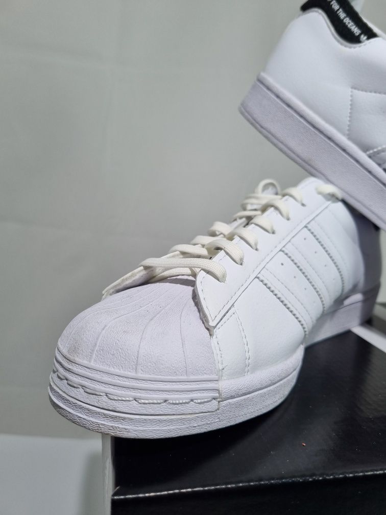 Кеди adidas SUPERSTAR SHOES WHITE parley