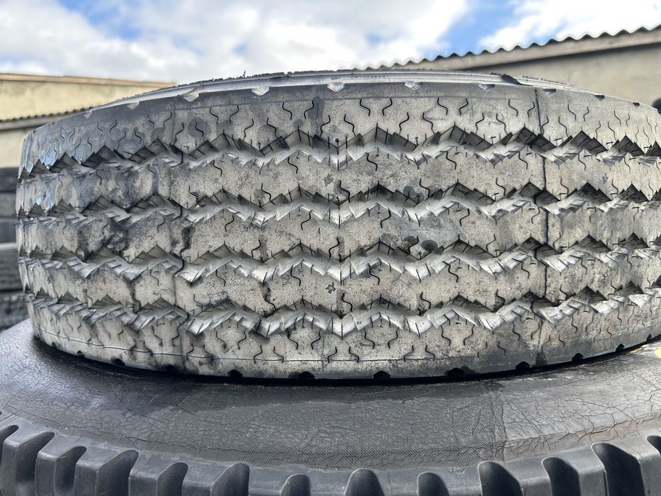 Вантажна шина 245/70R19.5 MICHELIN XZA стан нового 1шт