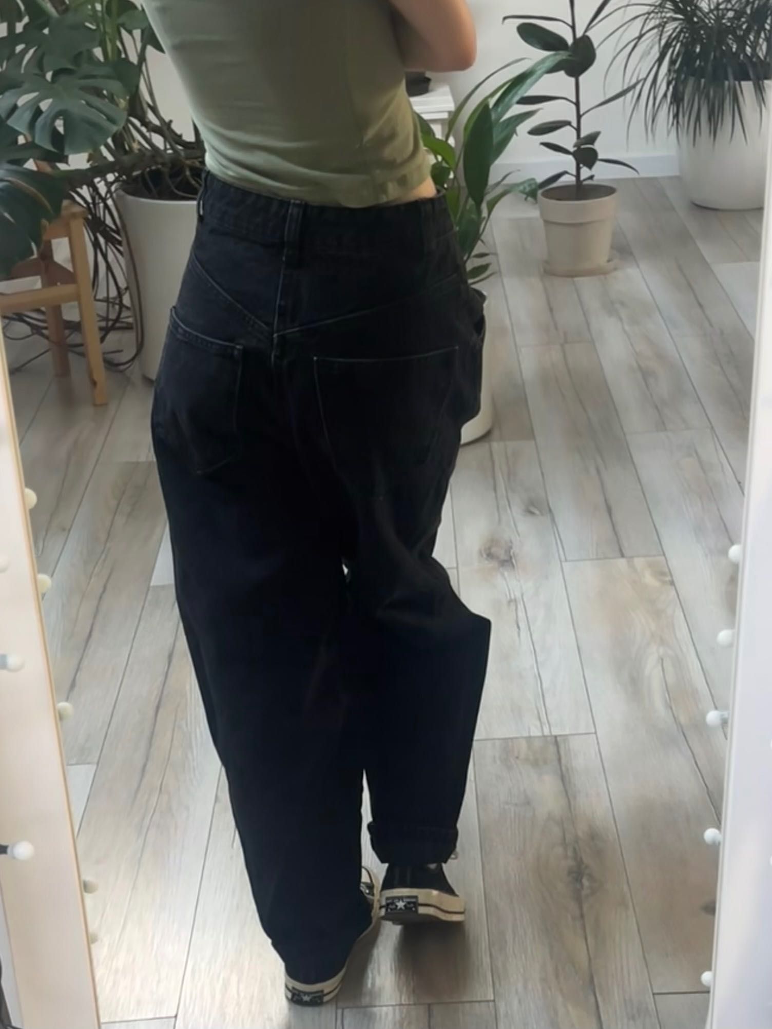 czarne spodnie jeansowe baggy XS
