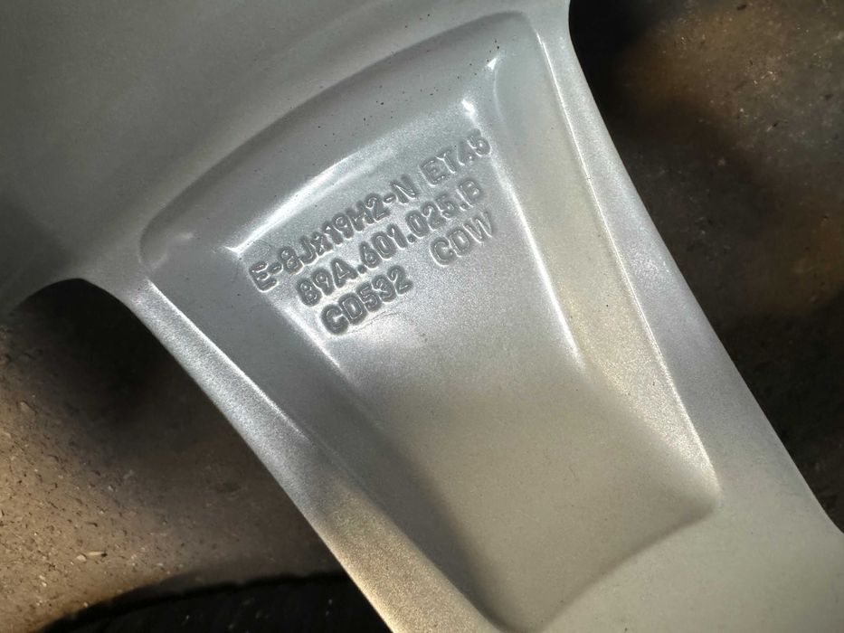 Koła 19 oryginalne Audi 5x112 Q4 Audi