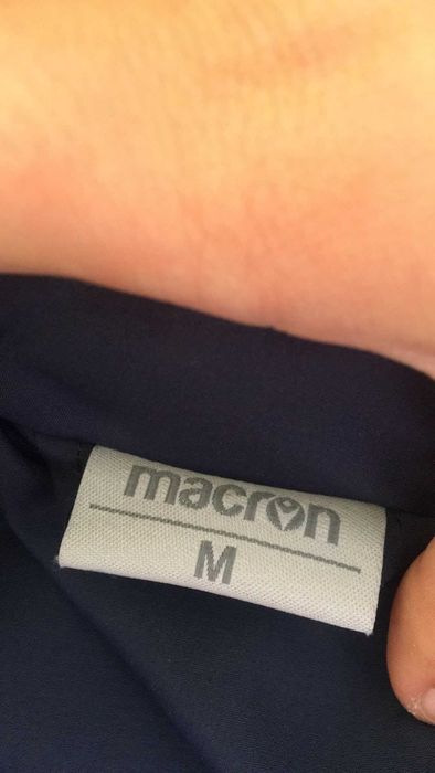 Blusão do Famalicão