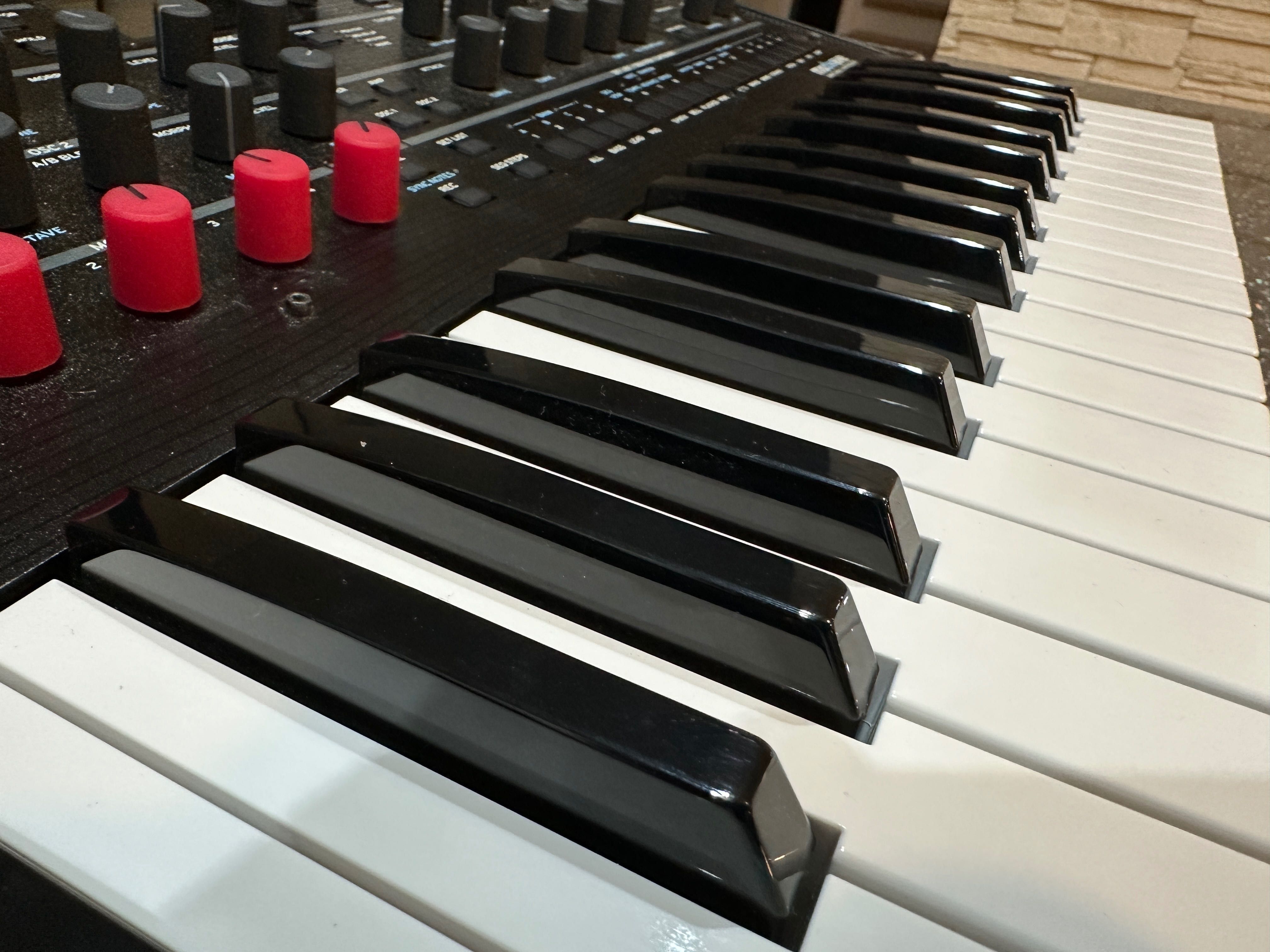 Syntezator Korg Modwave Stan Idealny ! Jak nowy