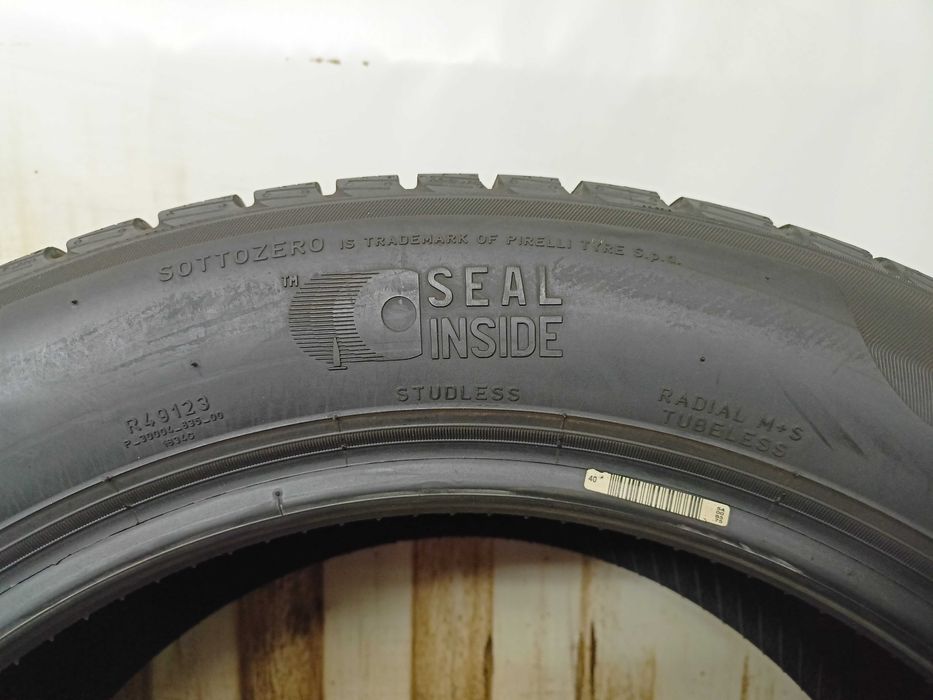 Pirelli SottoZero 3 215/55/17 2023r. 94H 7,4mm (2717)