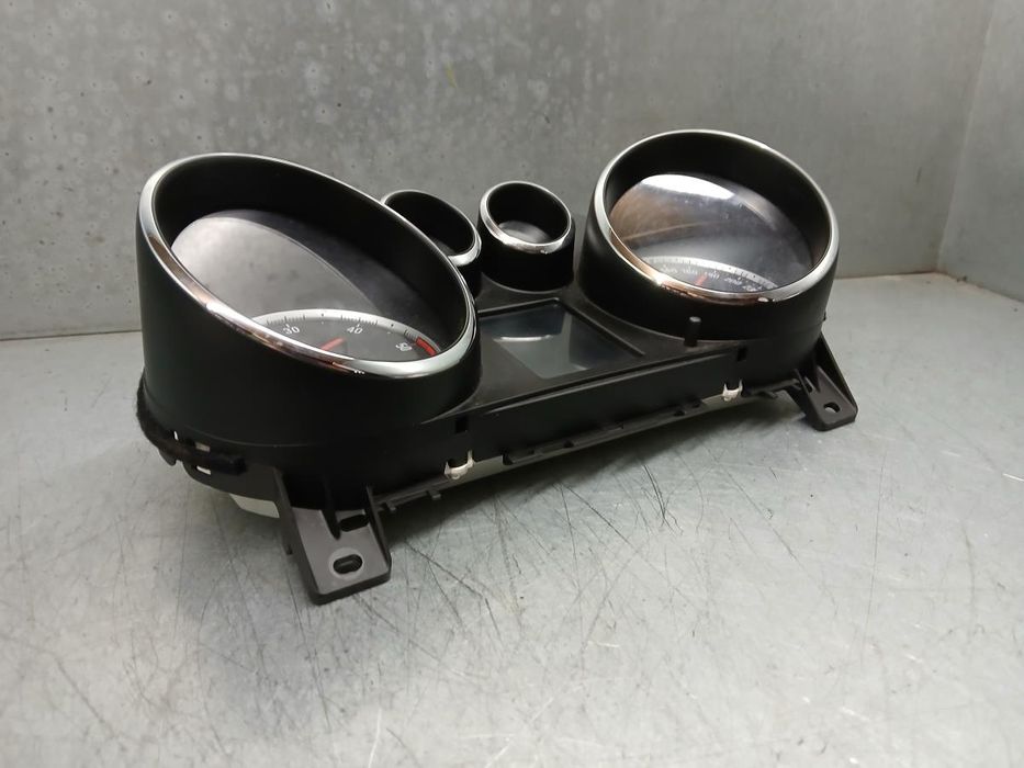 Quadrante / painel de instrumentos OPEL Astra J