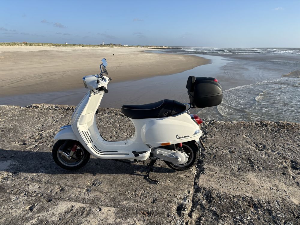 Vespa 50 S ( scooter a 2 Tempos )