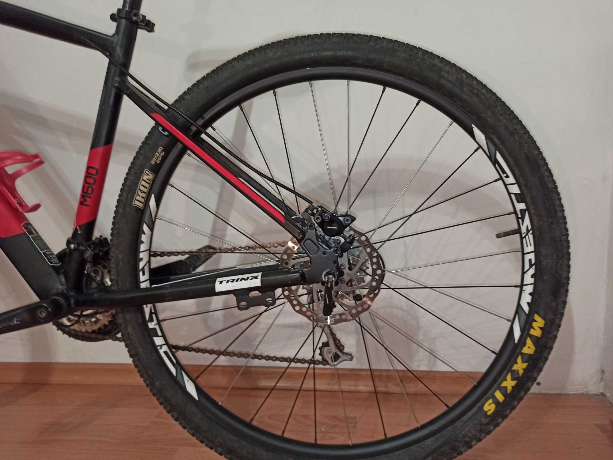 Велосипед Trinx M600 Pro Expert чорний колеса 29 рама 49см