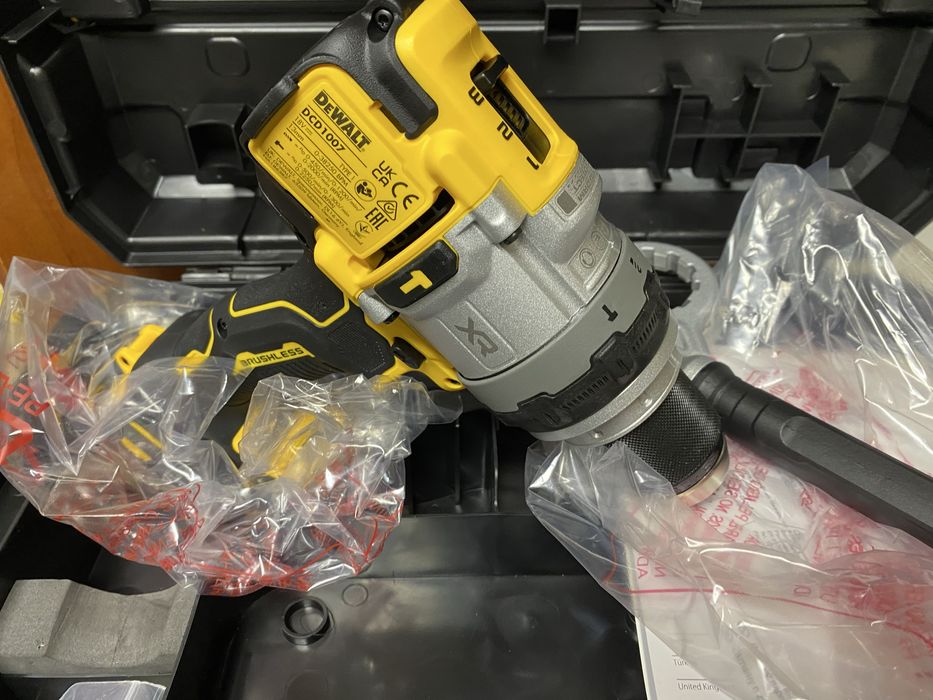 Wkretarka akumulatorowa dewalt DCD1007 oryginalna