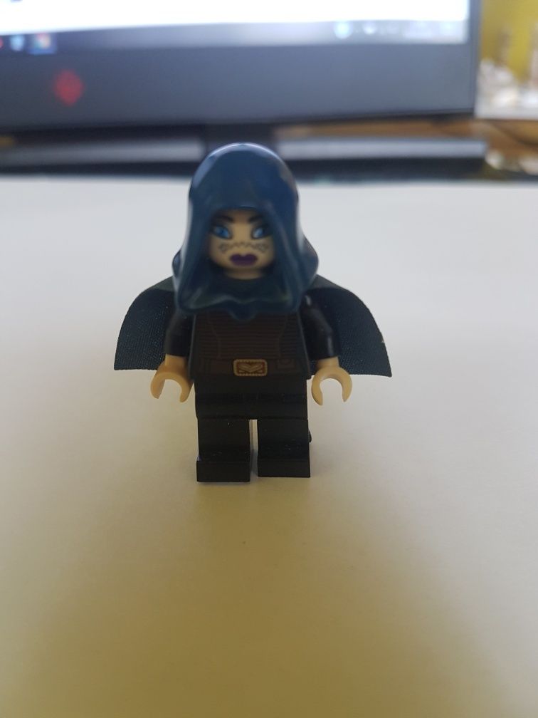 Lego Figurka Star Wars sw379 Barriss Offee 9491