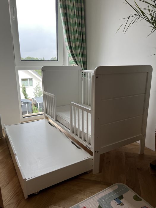 Łóżeczko woodies modern cot + dodatkowy bok, szuflada, materac ikea