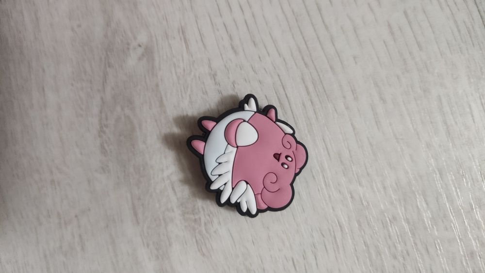 Przypinka do crocsów Blissey pokemon