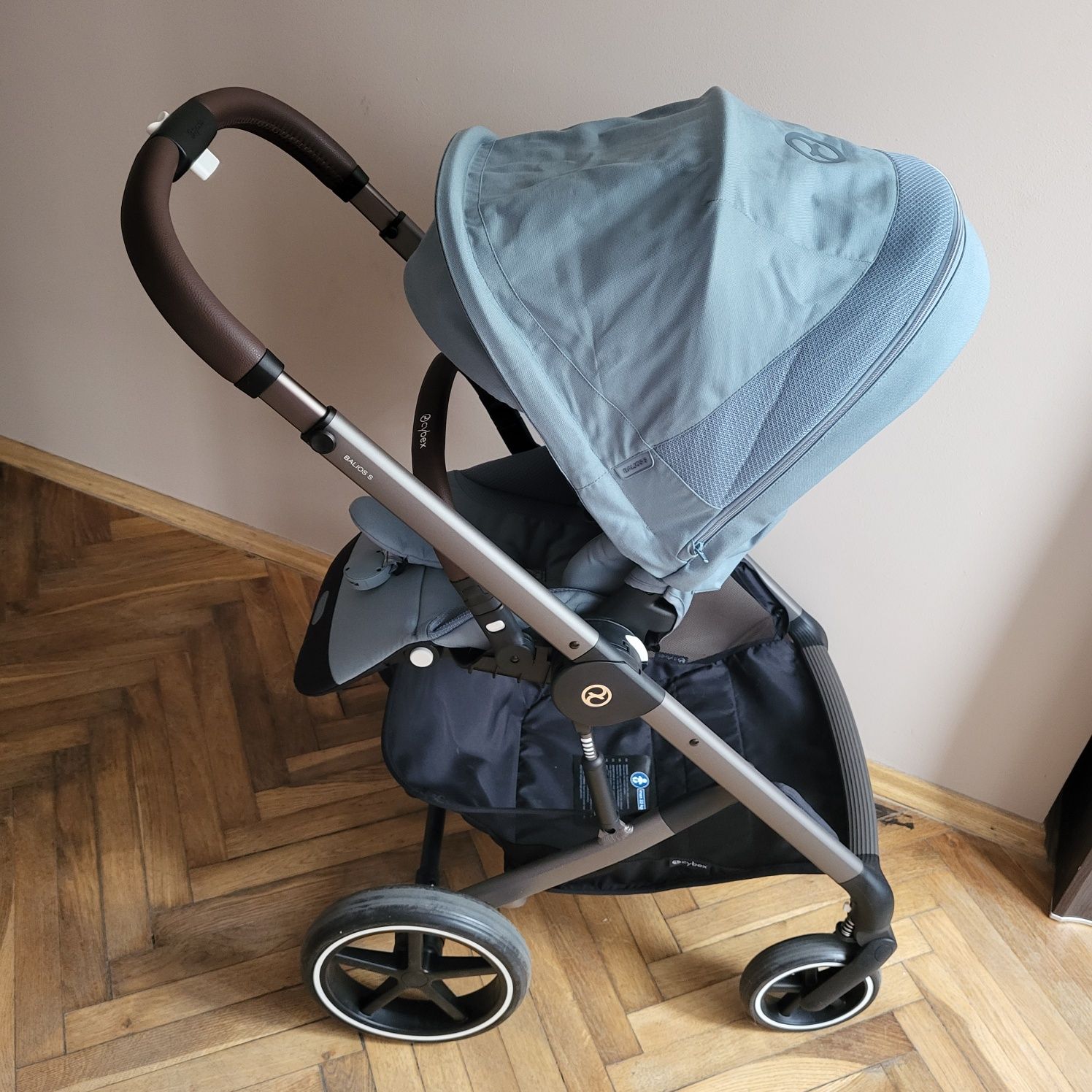 Cybex balios s lux 2.0 2025
