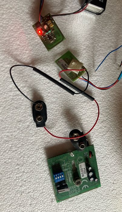 Elmes Zestaw , odbionik 4 kanaly , 2 x mtx, czujka pir