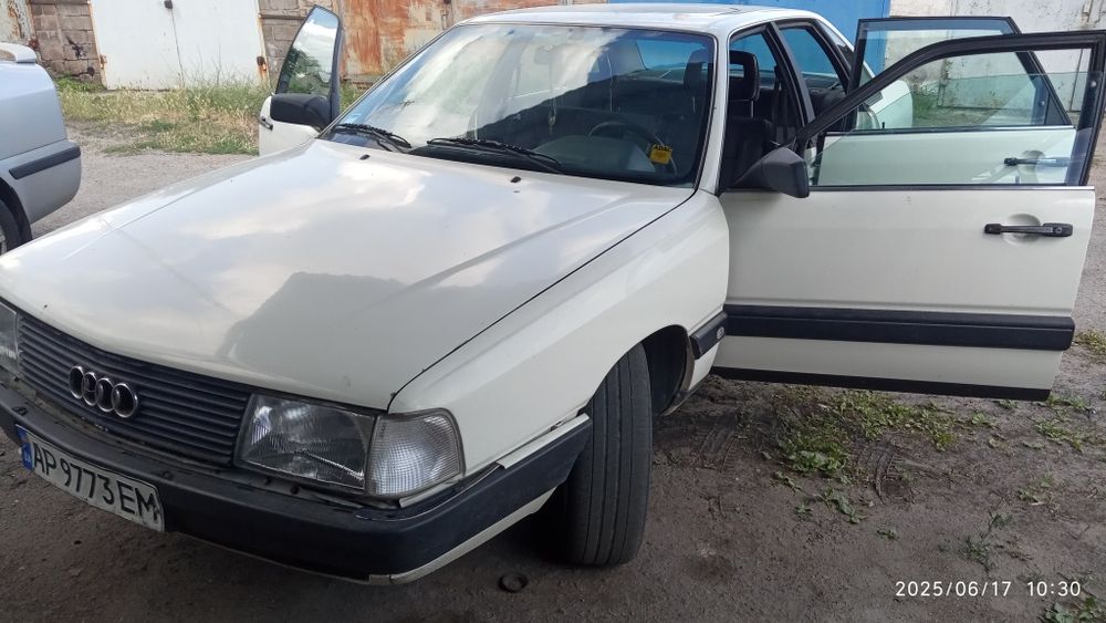 Продам авто Ауді 100