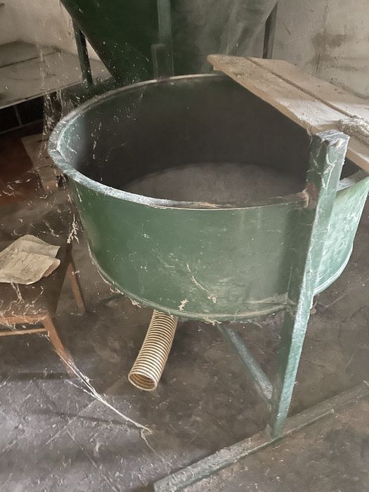 Продам комплект обладнання( гранулятор, екструдер, дробарка, змішувач)