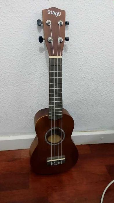 Ukuleles Soprano Stagg