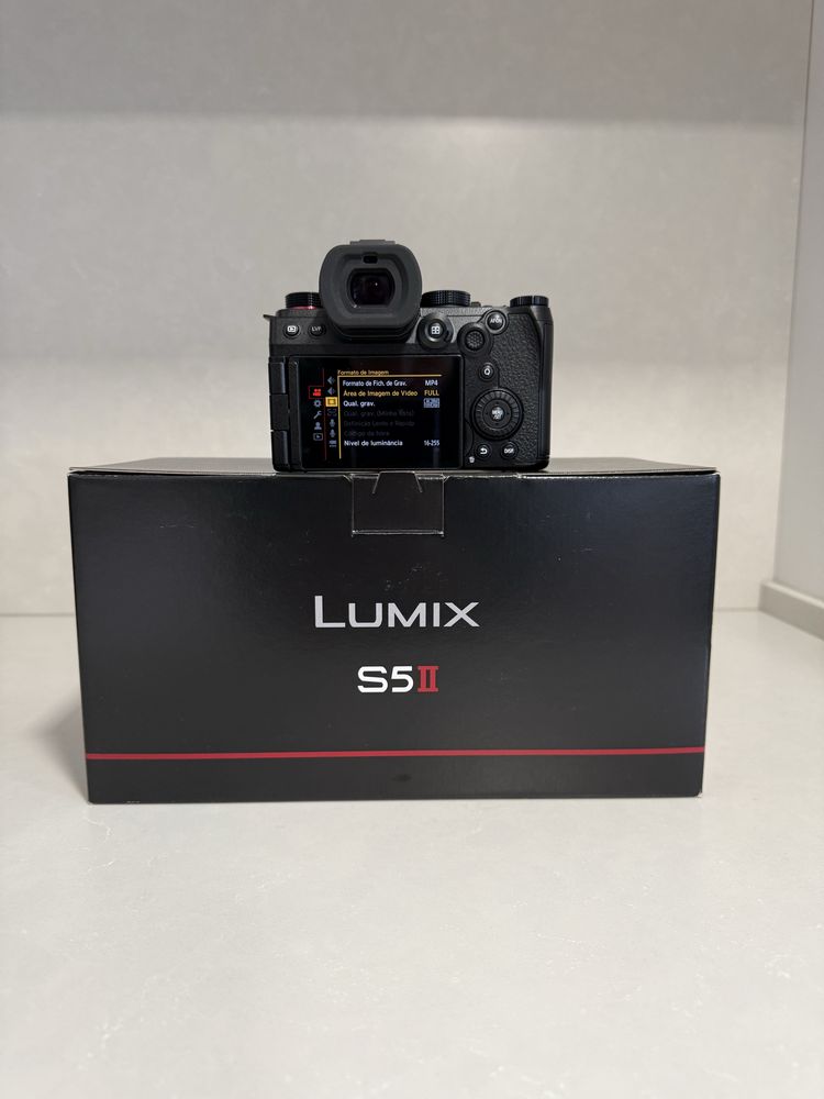 Lumix S5 II + S 20-60mm