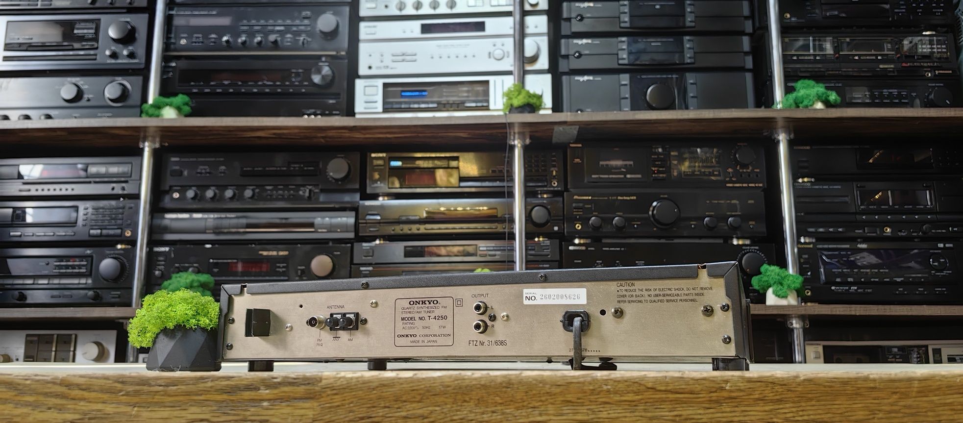 Тюнер Onkyo T-4250