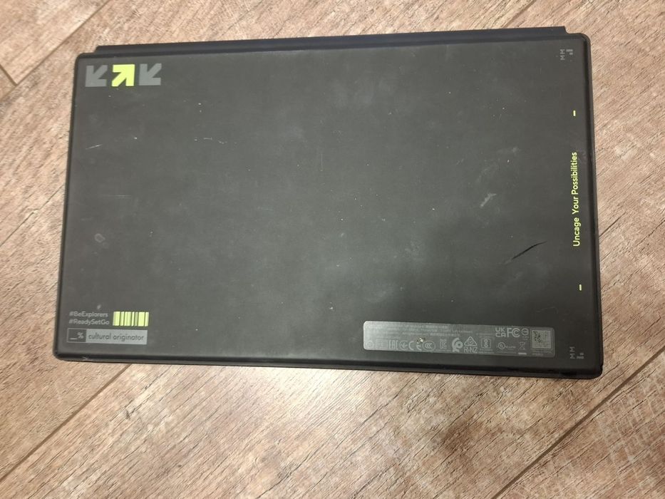 ASUS Vivobook 13 Slate T3300K  OLED 13.3 FHD 1920x1080