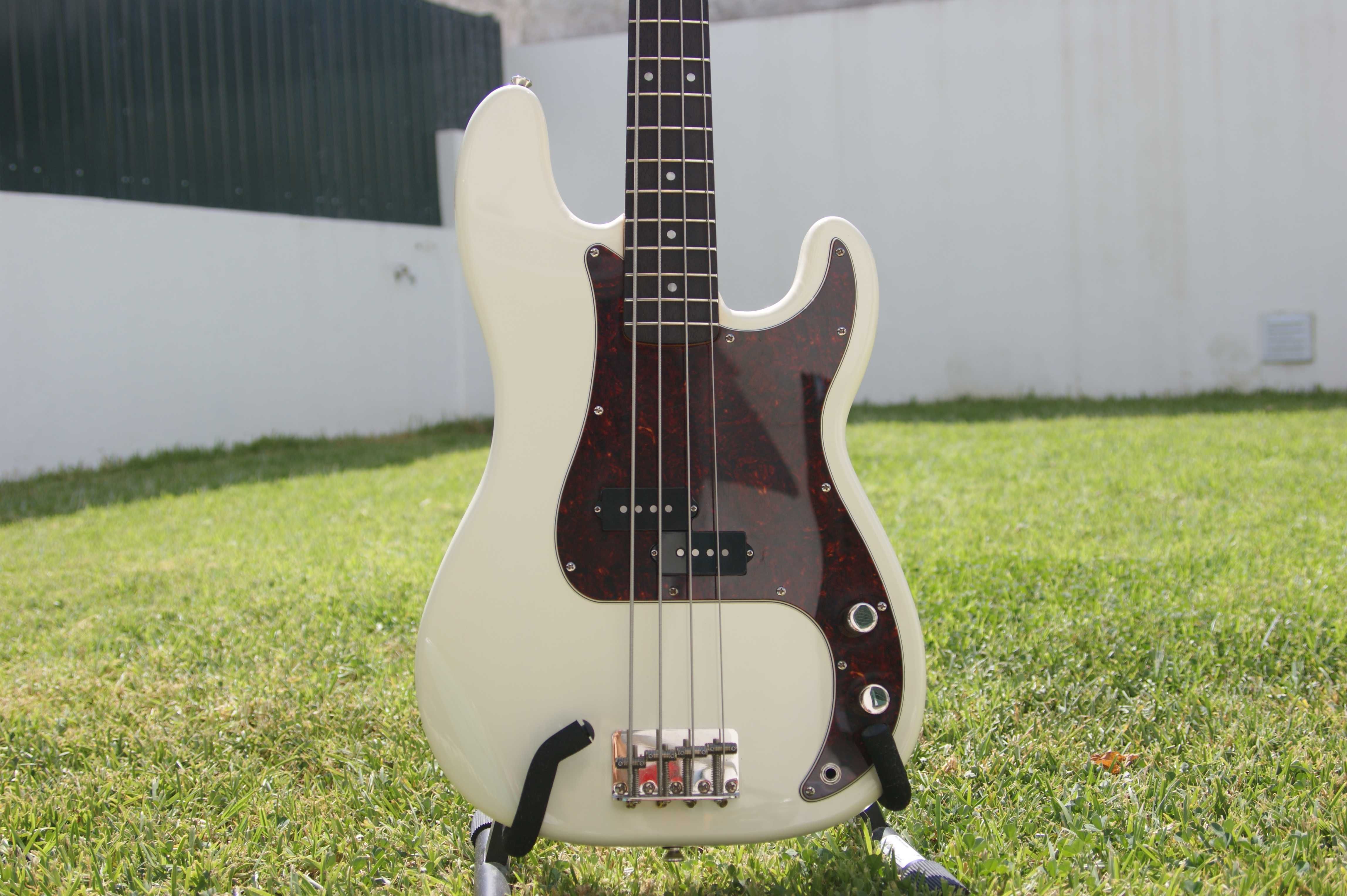 Squier Classic Vibe 60s - Baixo Precision
