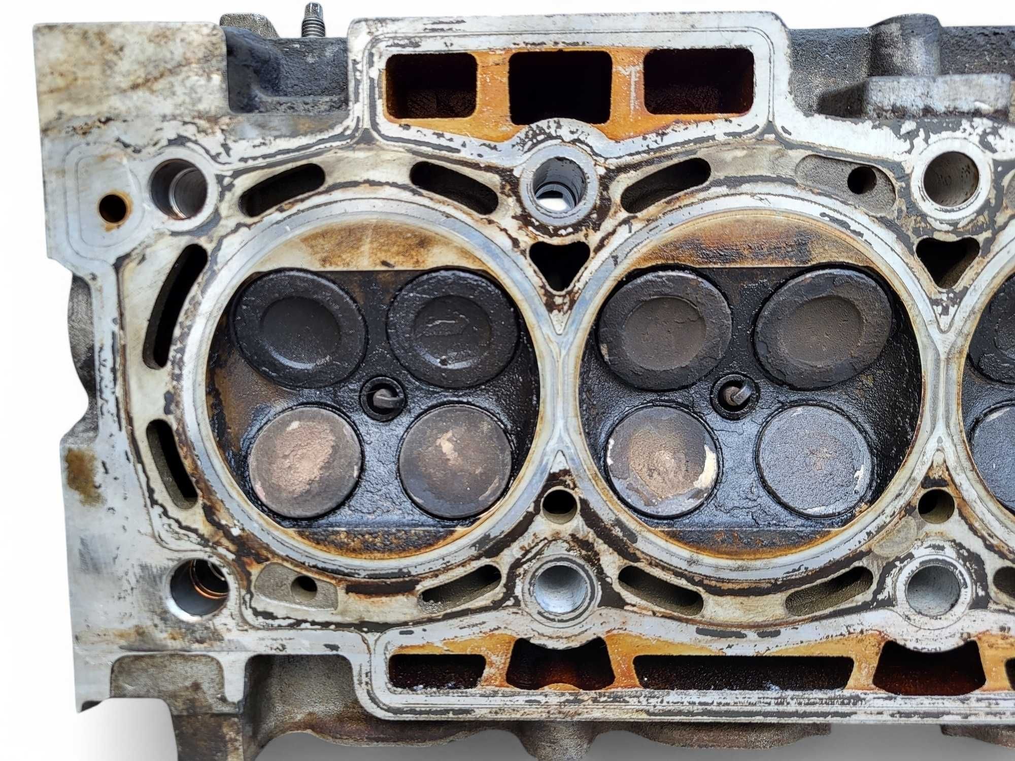 ГБЦ головка блока Citroen C4 C5 C8 Peugeot 307 308 407 807 2.0 бензин