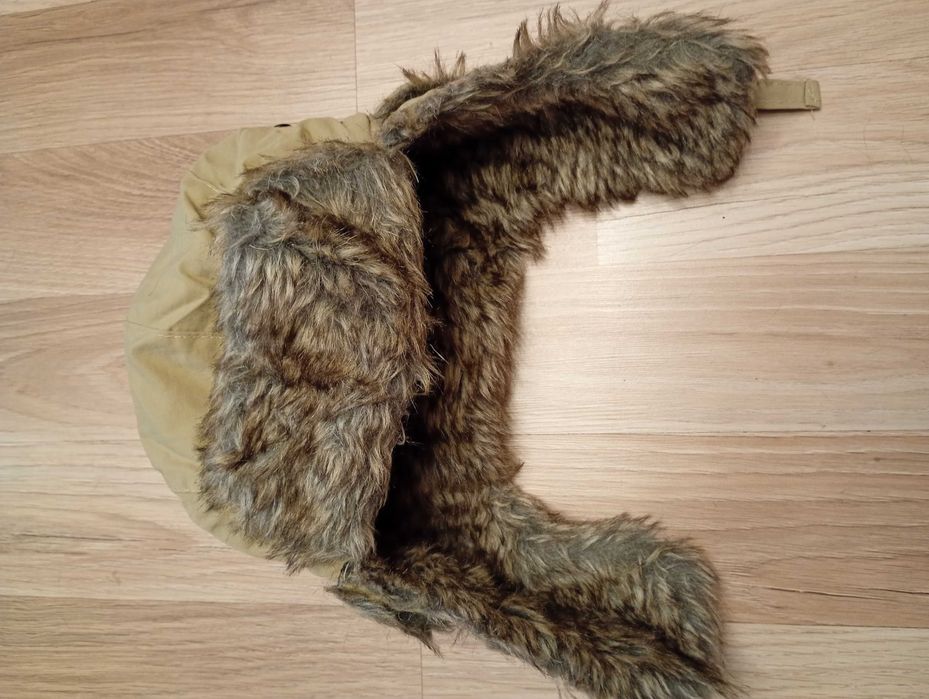 Zimowa czapka z futerkiem