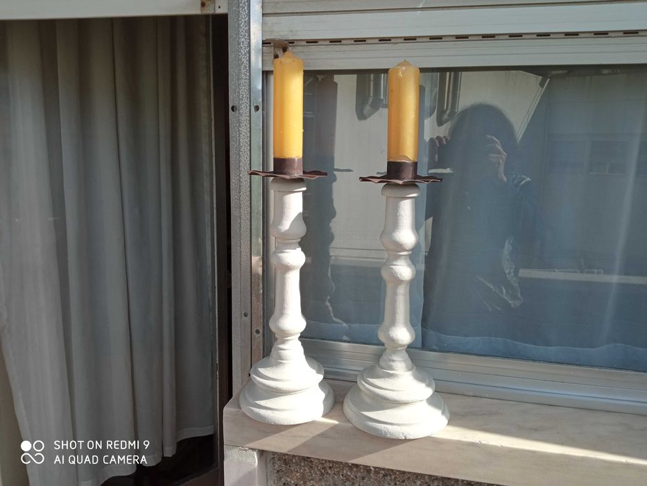 Elegantes castiçais para ambientes rústicos