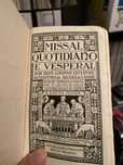 Missal quotidiano e vesperal