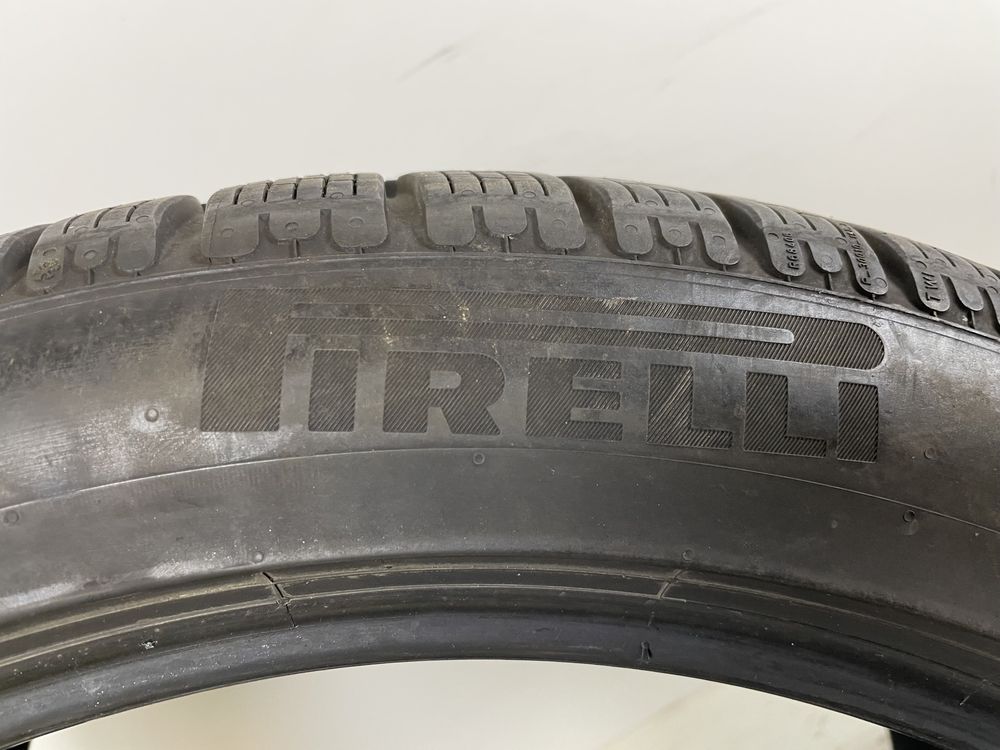 285/40R20 104W Pirelli P Zero Winter NFO