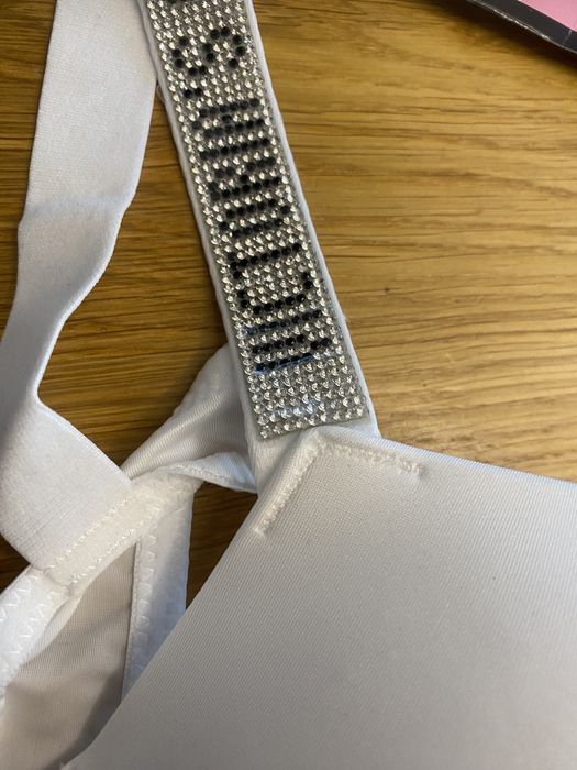 NOWY komplet bielizny Victoria’s Secret rozmiar B75 stanik + majtki