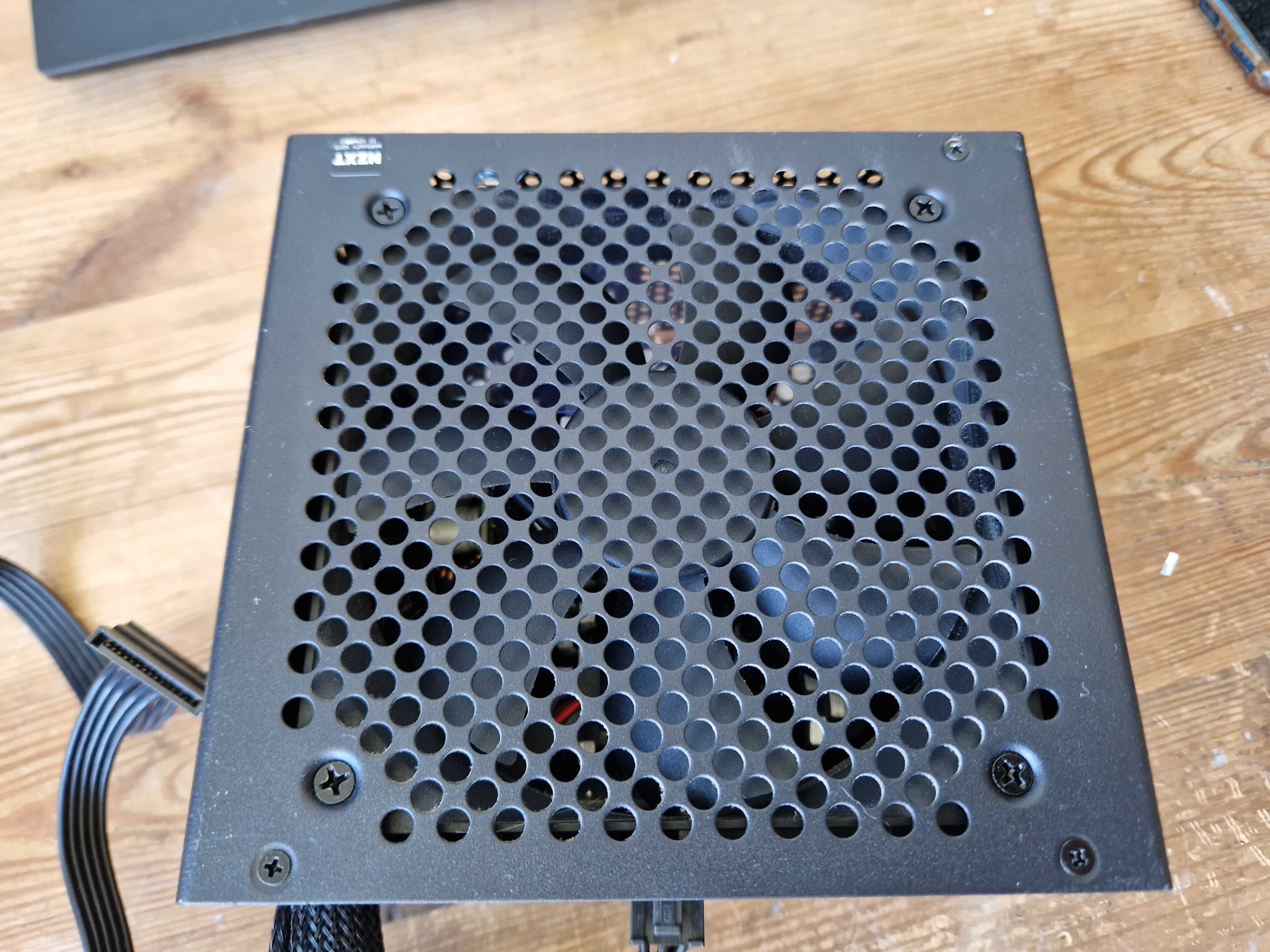 Zasilacz NZXT C 750 W 80 PLUS Gold (3102)