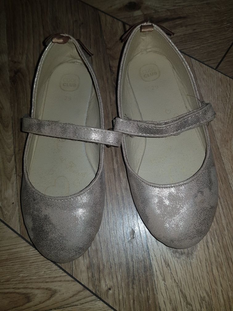 Buty dla dziewczynki
