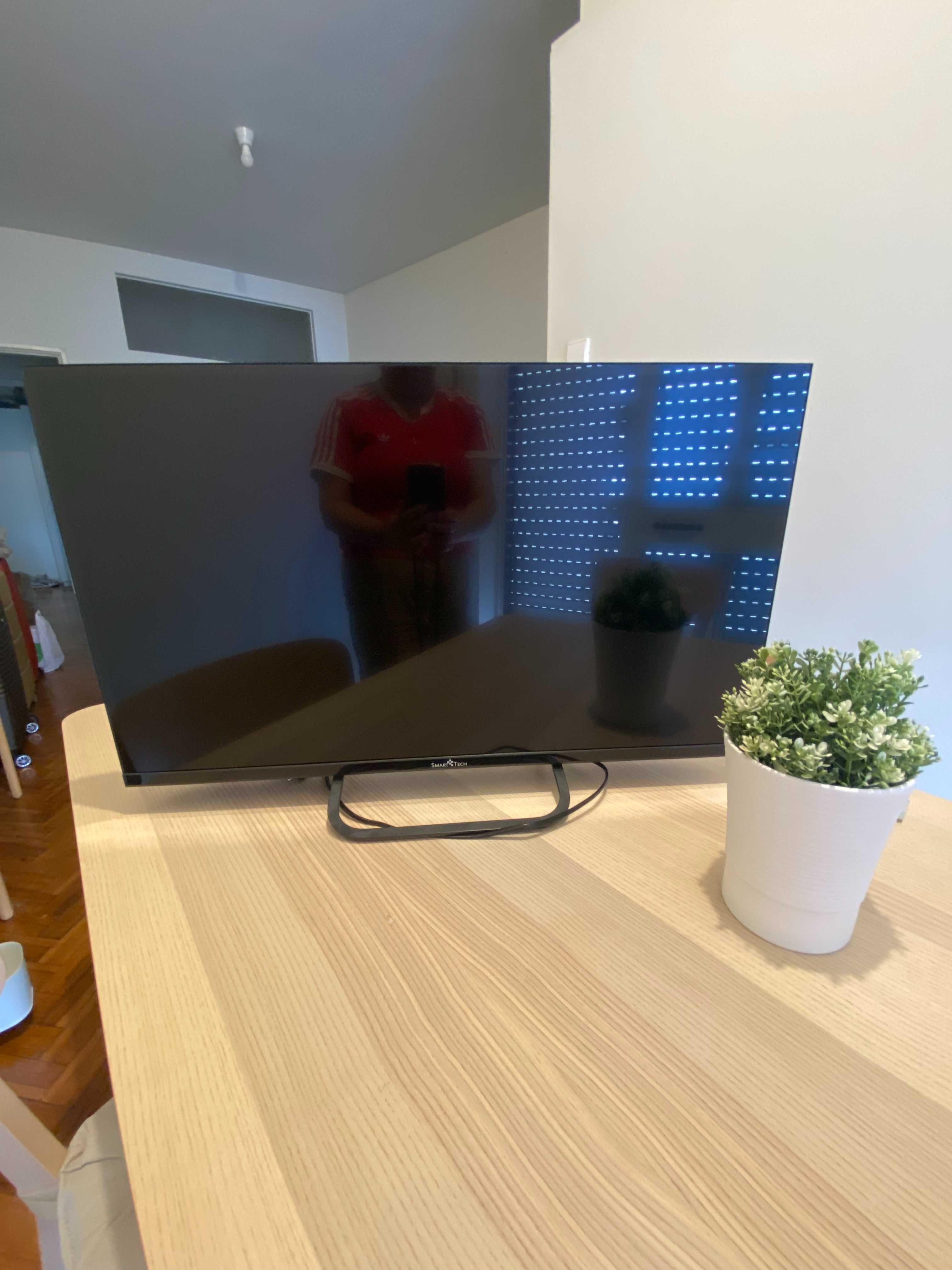 Televisor 32" em perfeito estado de utilização