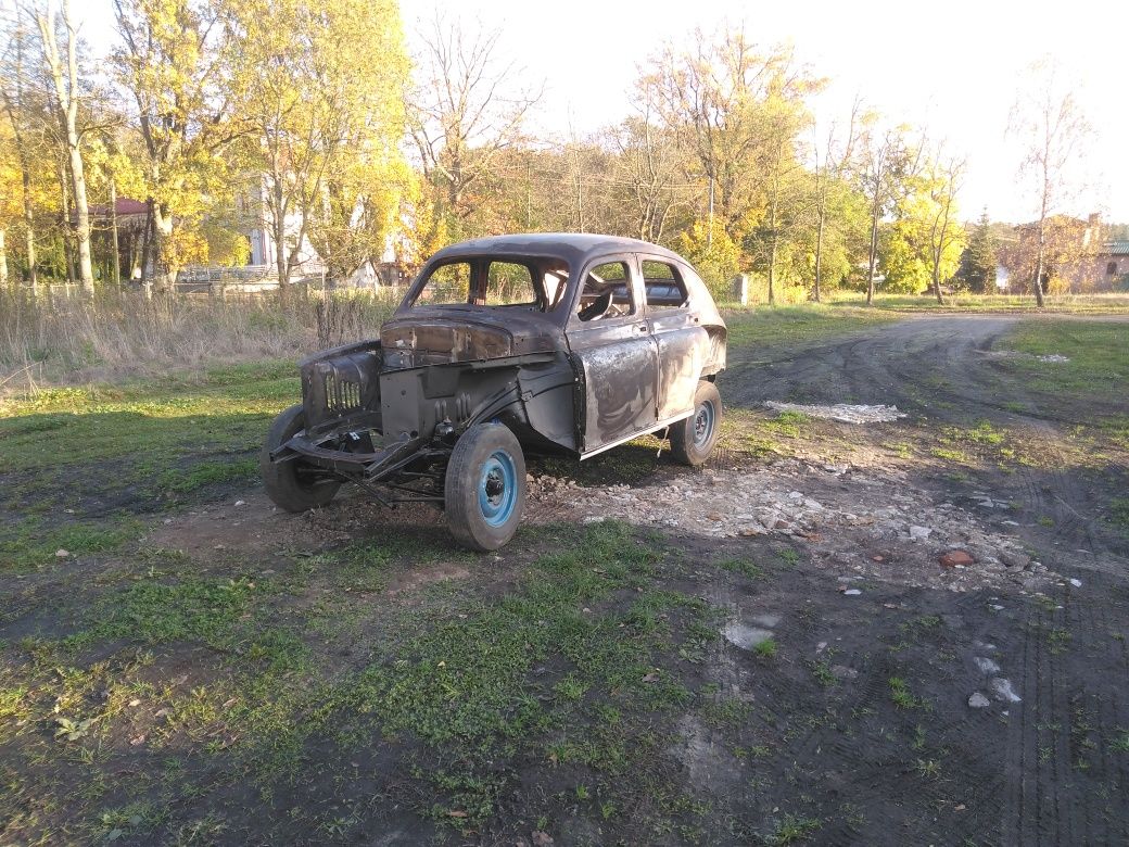 Naprawy blacharskie samochodów.