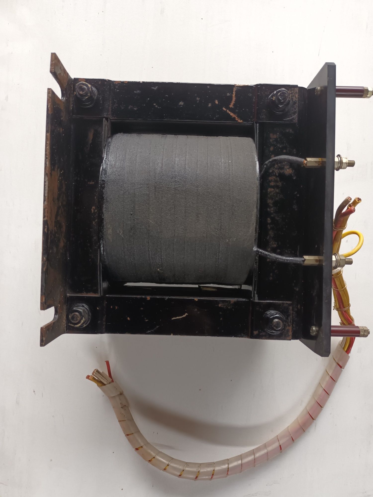 Transformator sieciowy 1.5 KV