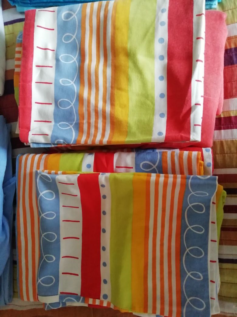 1 Edredão  1,90x1,35 com 2 capas