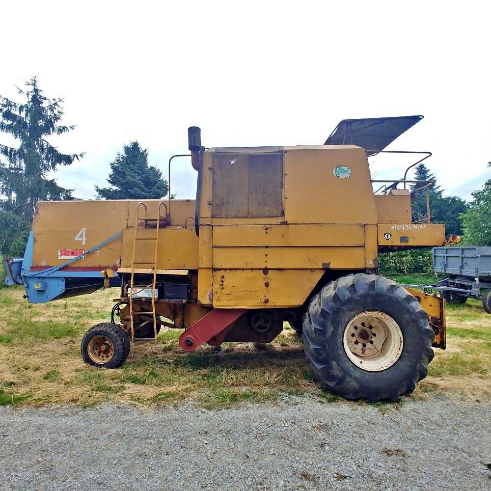 Kombajn zbożowy FMŻ 1985r. Bizon Z056 wózek heder stół do rzepaku ZO56