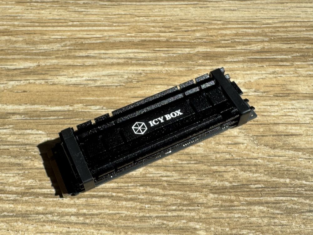 Dysk SSD Samsung 980 PRO - 1 TB. Dodatkowo Radiator ICY BOX. PC, PS5!