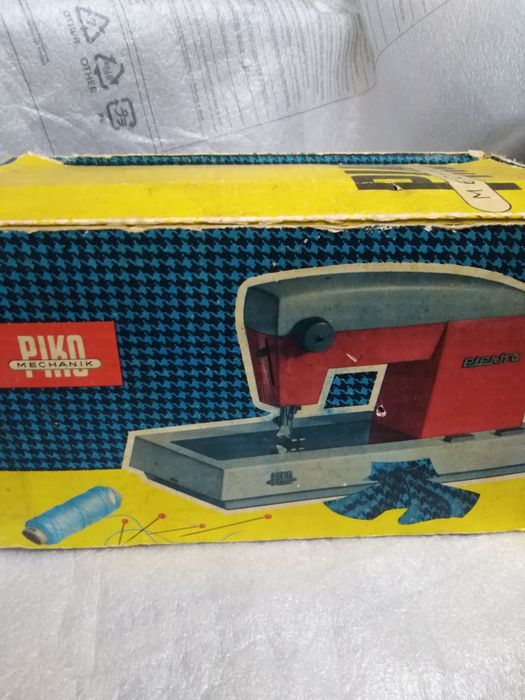 Игрушка швейная машинка, сср гдр