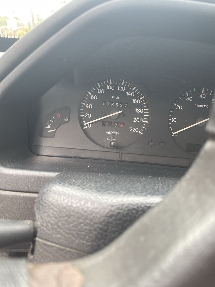 Peugeot 106 gasolina