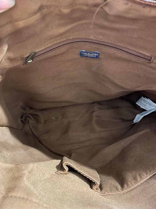 Mala Pull& Bear padrão flores