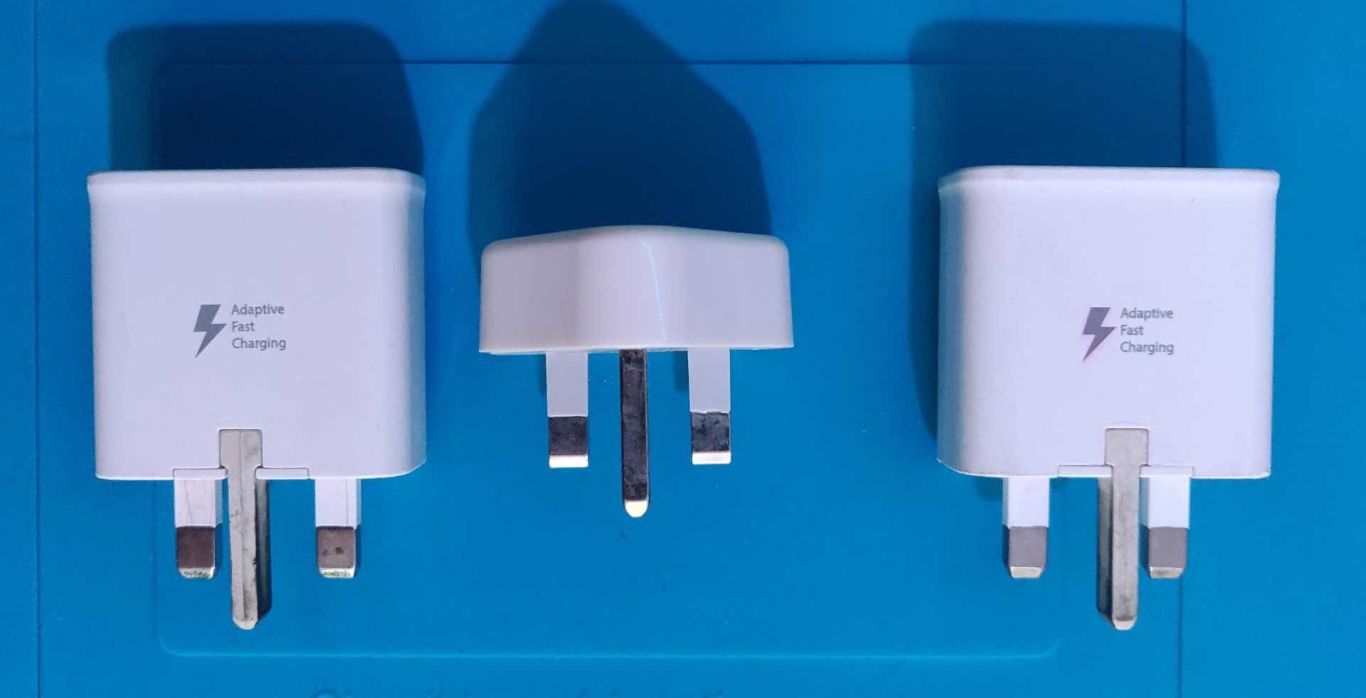 Carregadores Telemóvel (vários tipos) Samsung, Apple, Huawei