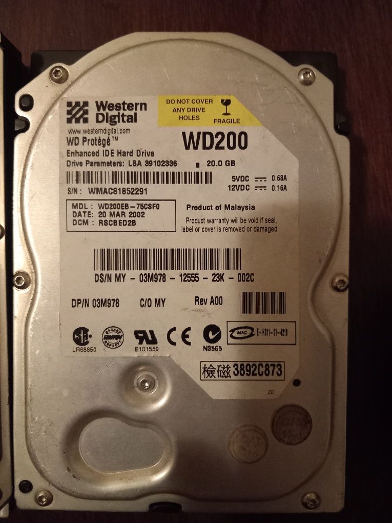 Discos Sata western digital e Seagate