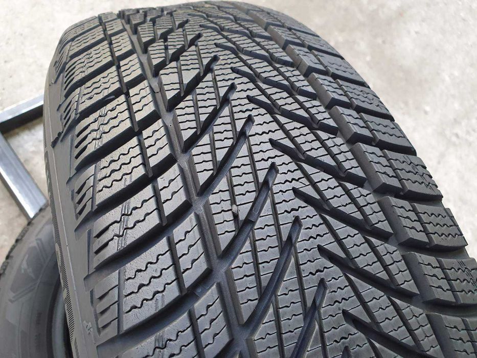 2x Goodyear UltraGrip Performance 3  205/60r16  7,2mm