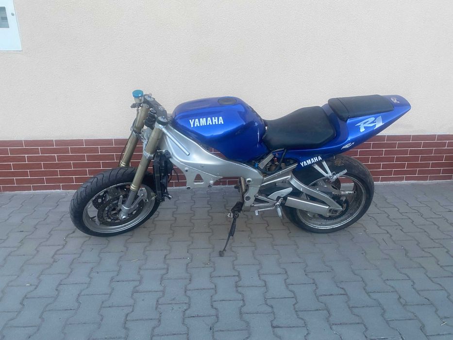 Yamaha R1 RN01 Czesci Lagi Zawieszenie Rama