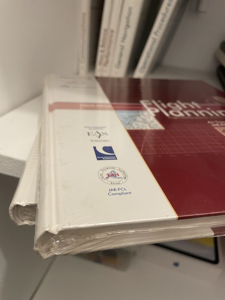 Conjunto Completo de Manuais ATPL/OOV/PPL– Edição Nordian– Como Novo