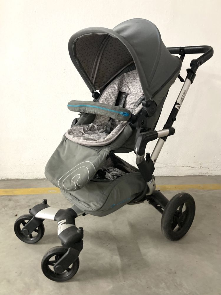 Carrinho de bebé / Passeio Concord Neo